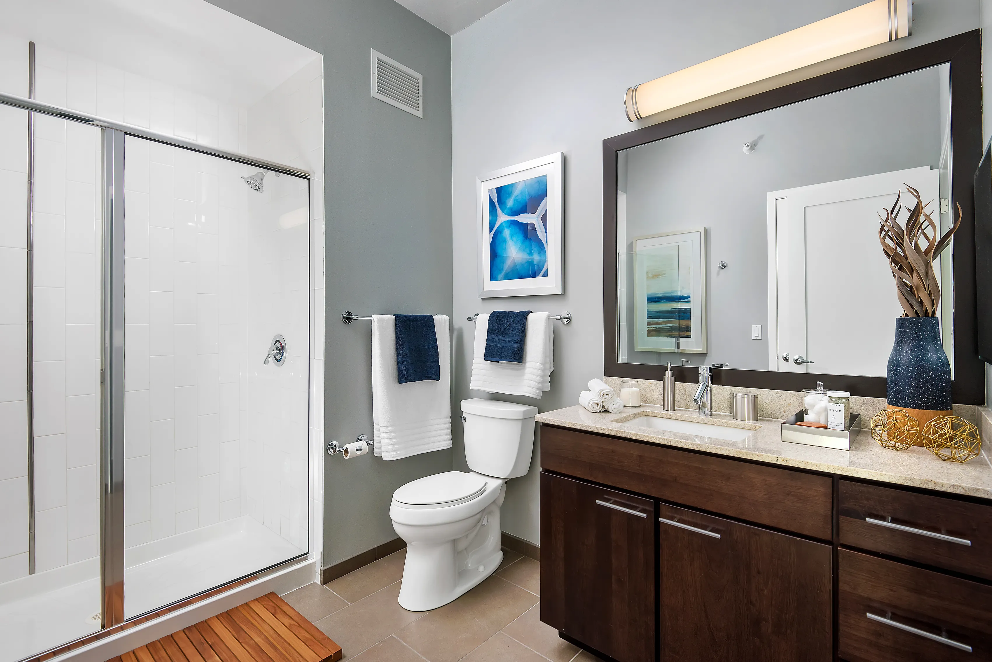  Find respite in contemporary design and inviting spaces at Parc Huron.