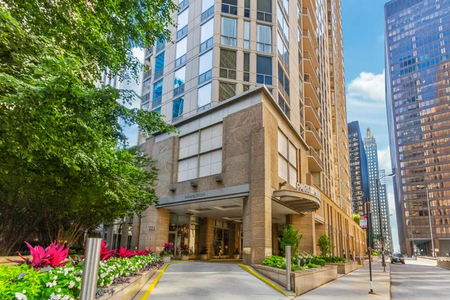 Park Millennium Apartments