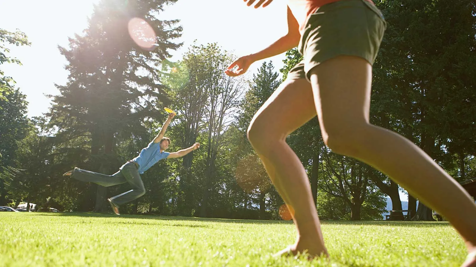 furnished living room at Centrum Lakeview Apartments at 1714 West Roscoe