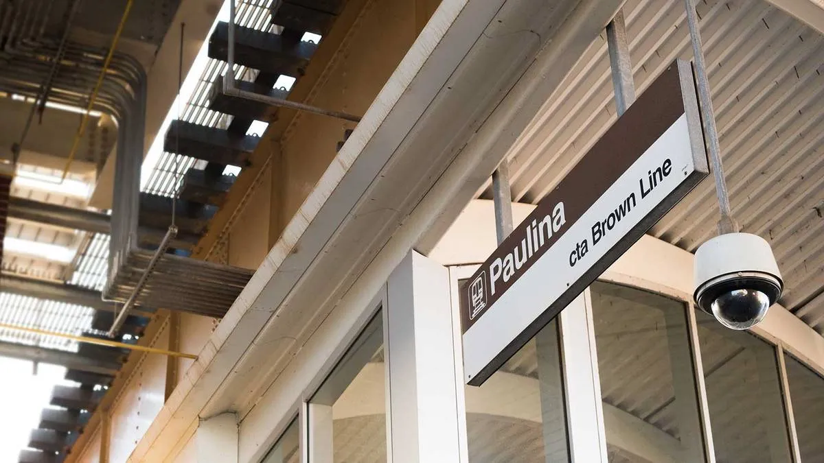 furnished living room at Centrum Lakeview Apartments at 1714 West Roscoe