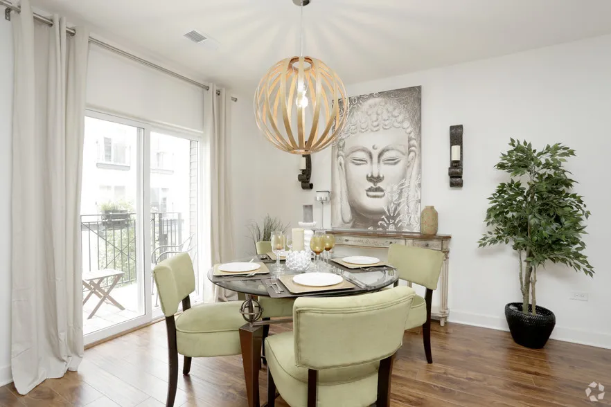 kitchen at Ravenswood Terrace Apartments in Chicago