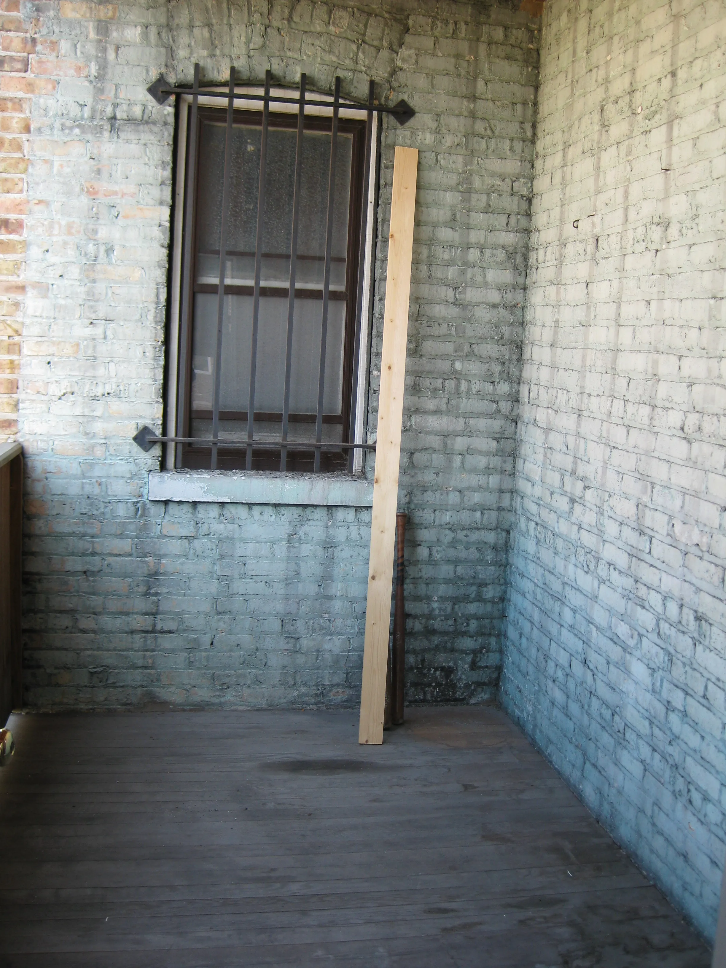 Private porch off kitchen