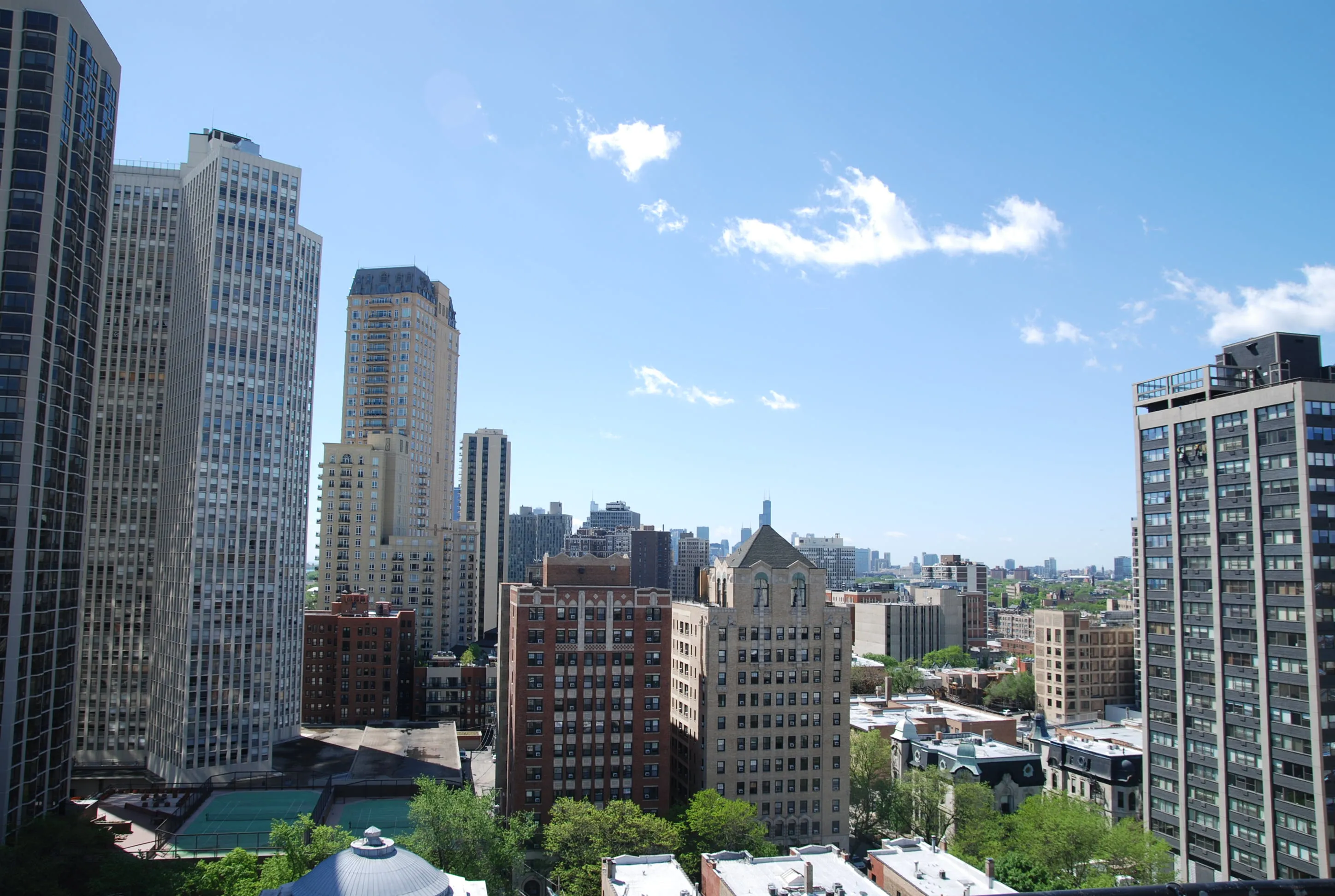 2738 North Pine Grove Apartments