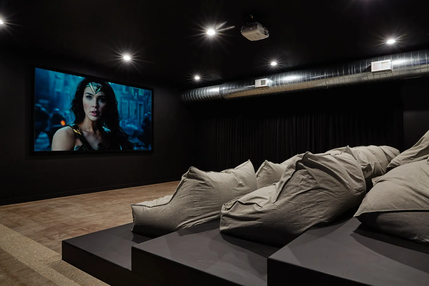 Pilsen Coliving Apartments