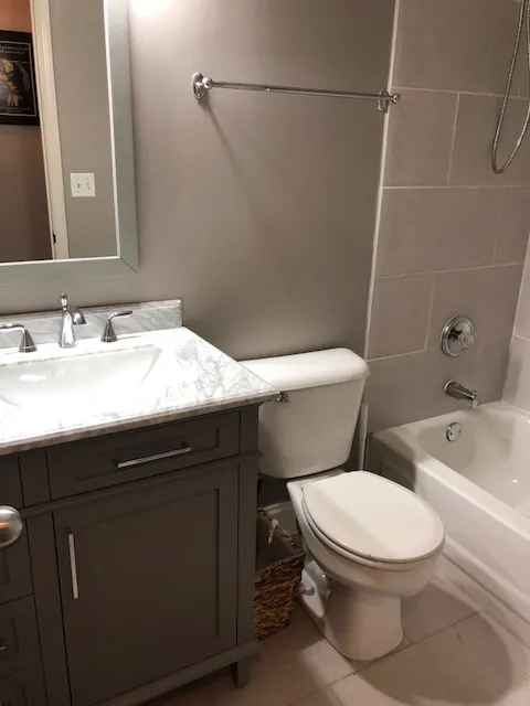 303 W SCOTT ST 60610-Old Town Square Two-unit#A303-Chicago-IL