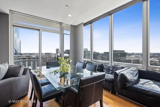 Skybridge Apartments