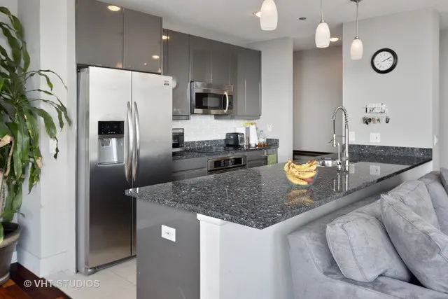 Skybridge Apartments