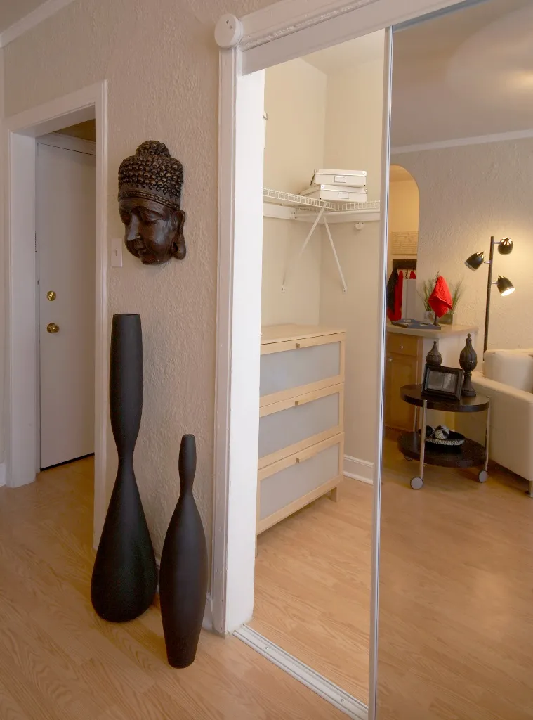 outisde of Museum Walk Apartments in Hyde Park Chicago
