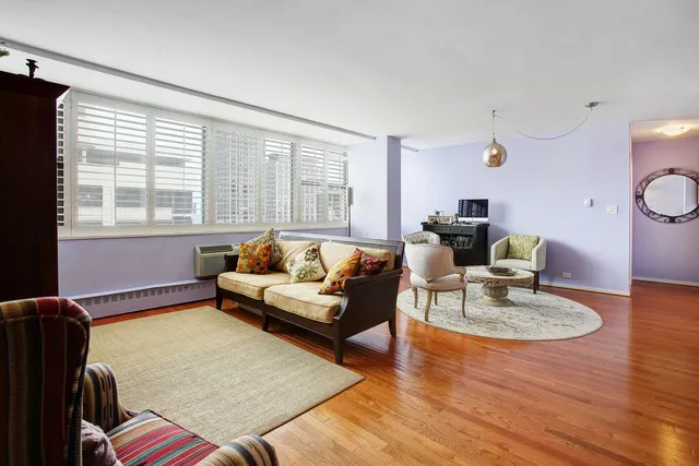 State Parkway Apartments