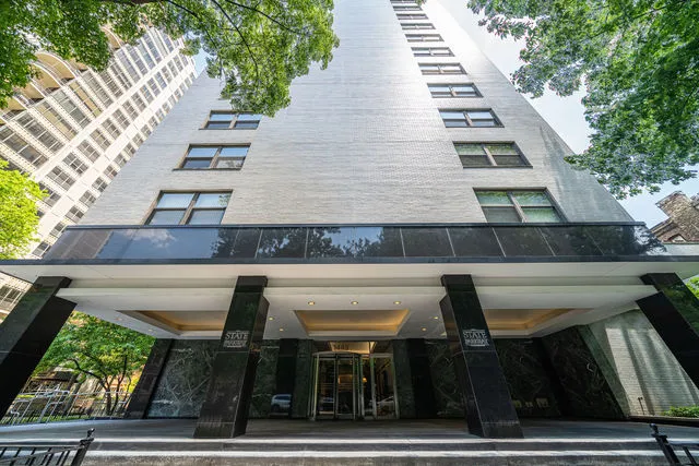 State Parkway Apartments