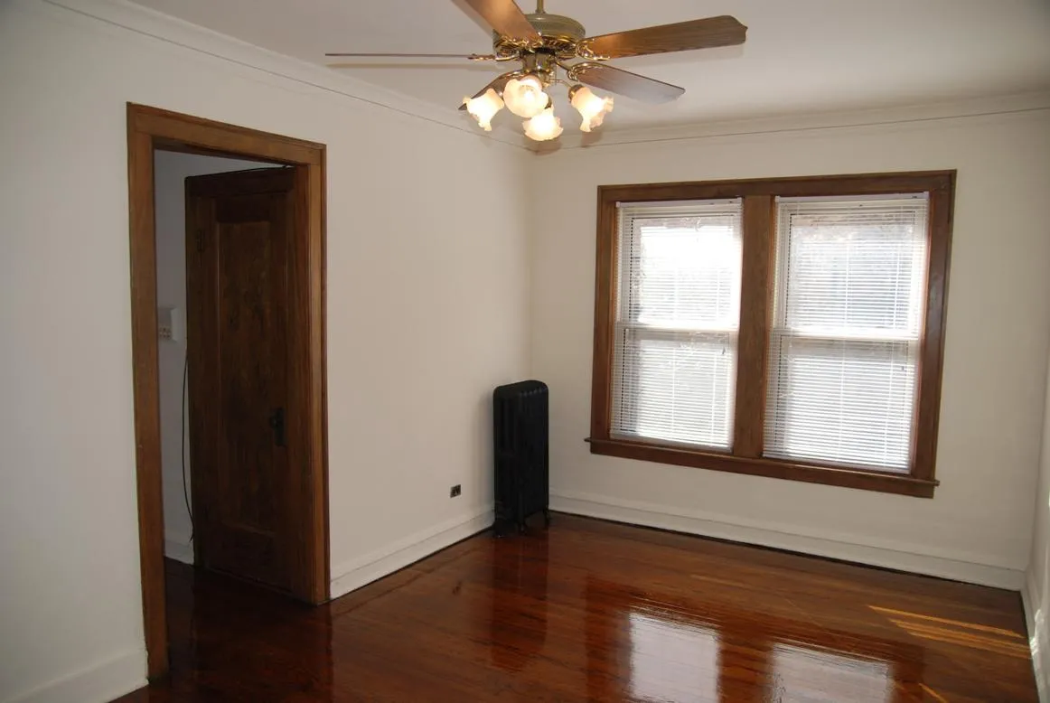 520 West Belden Apartments