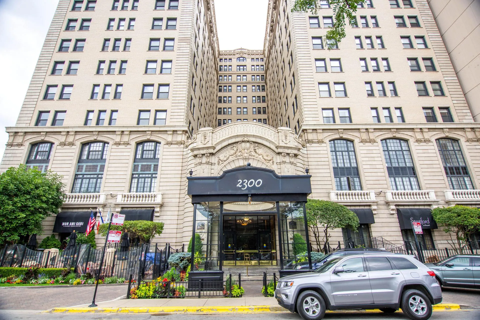 The Belden Stratford Apartments