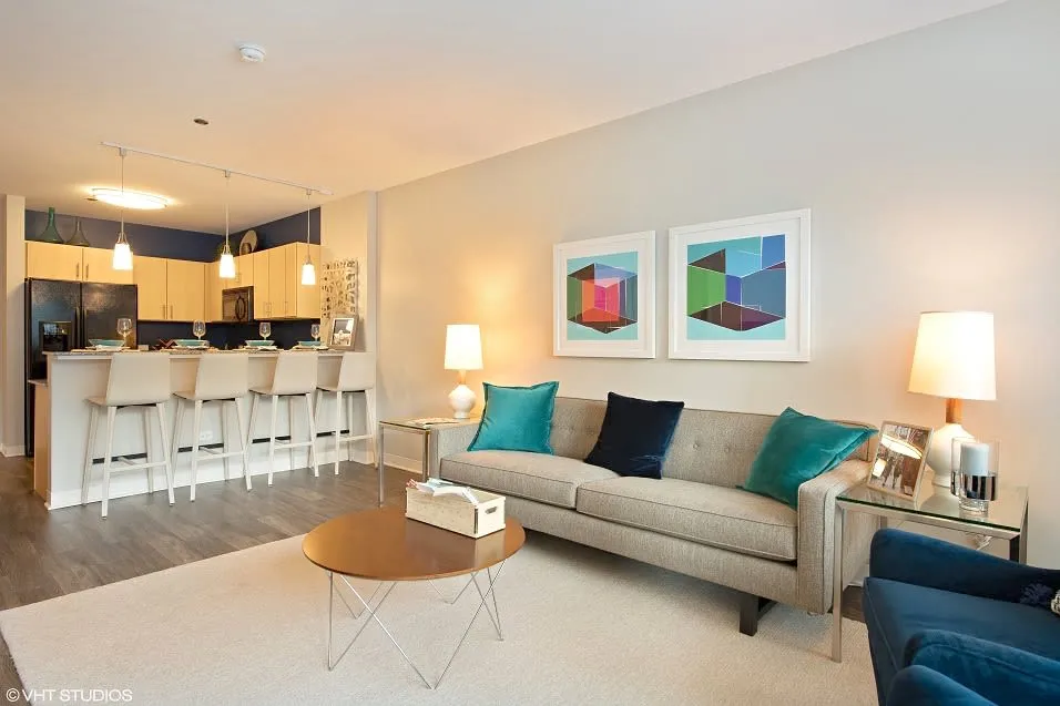 The Morgan at Loyola Station Apartments