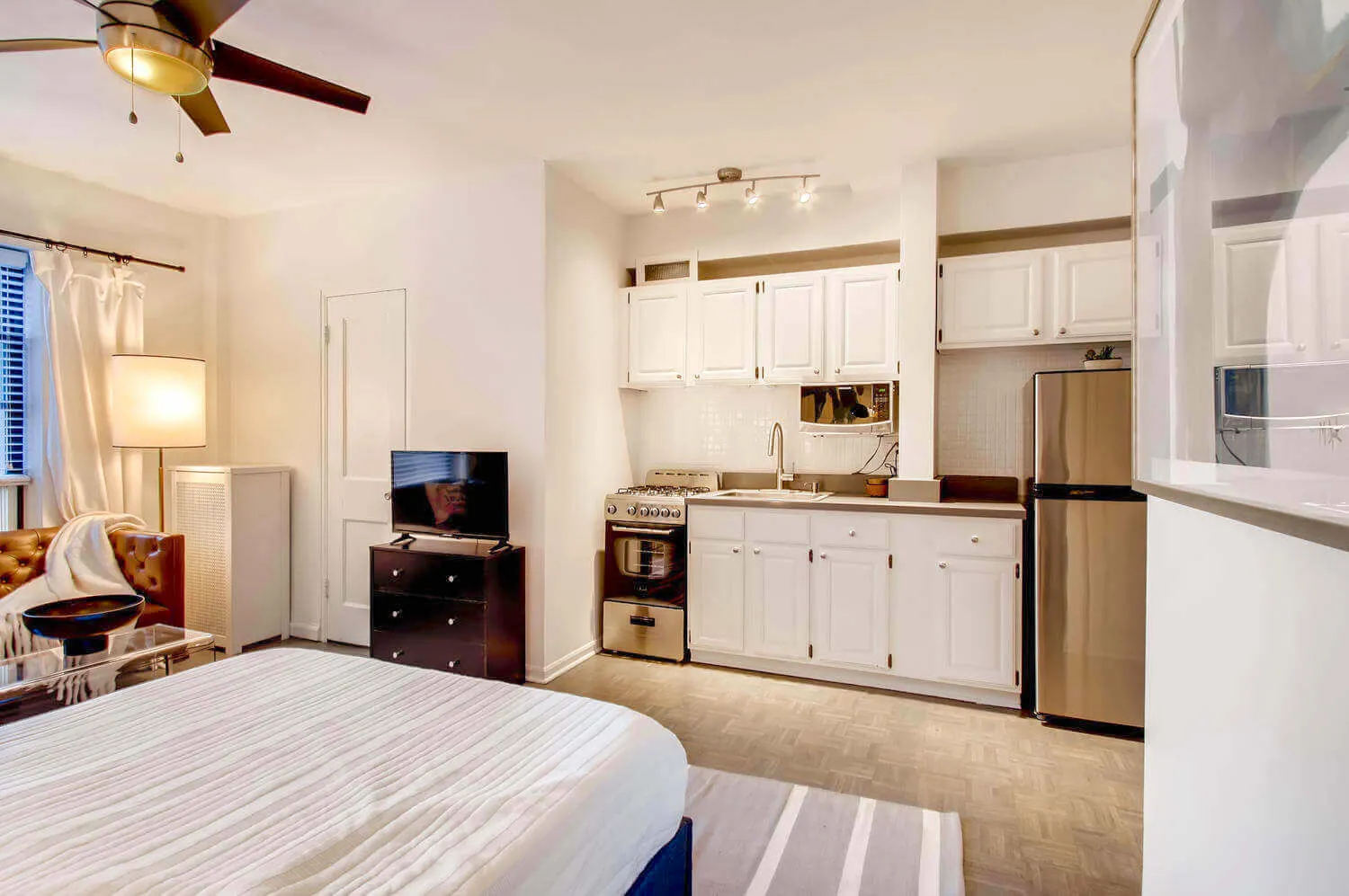 The Oliver on LaSalle Apartments