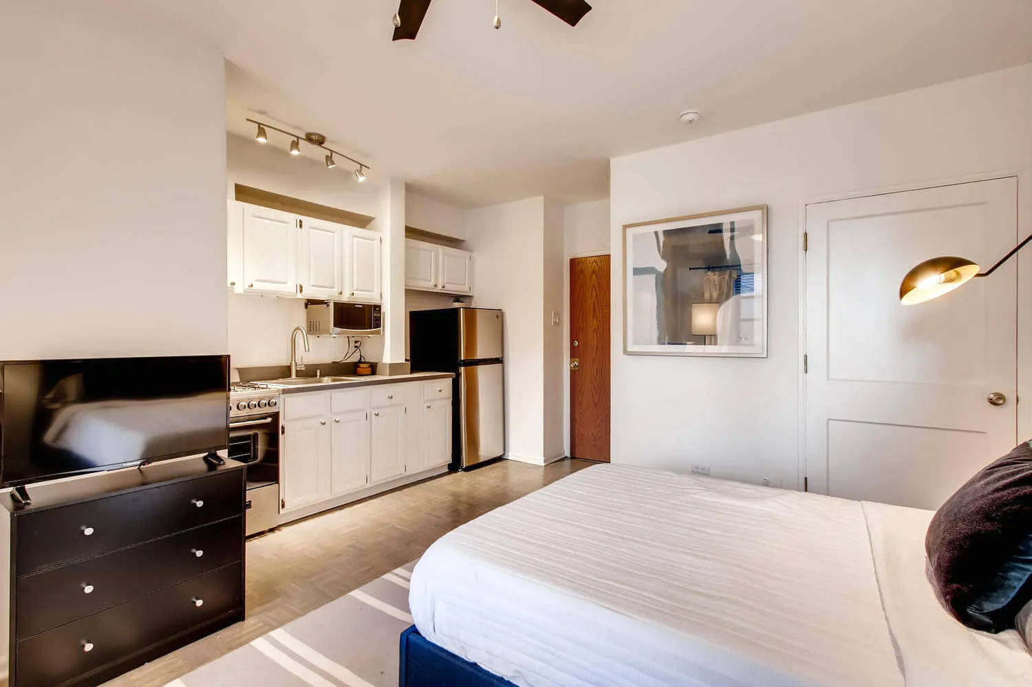 The Oliver on LaSalle Apartments