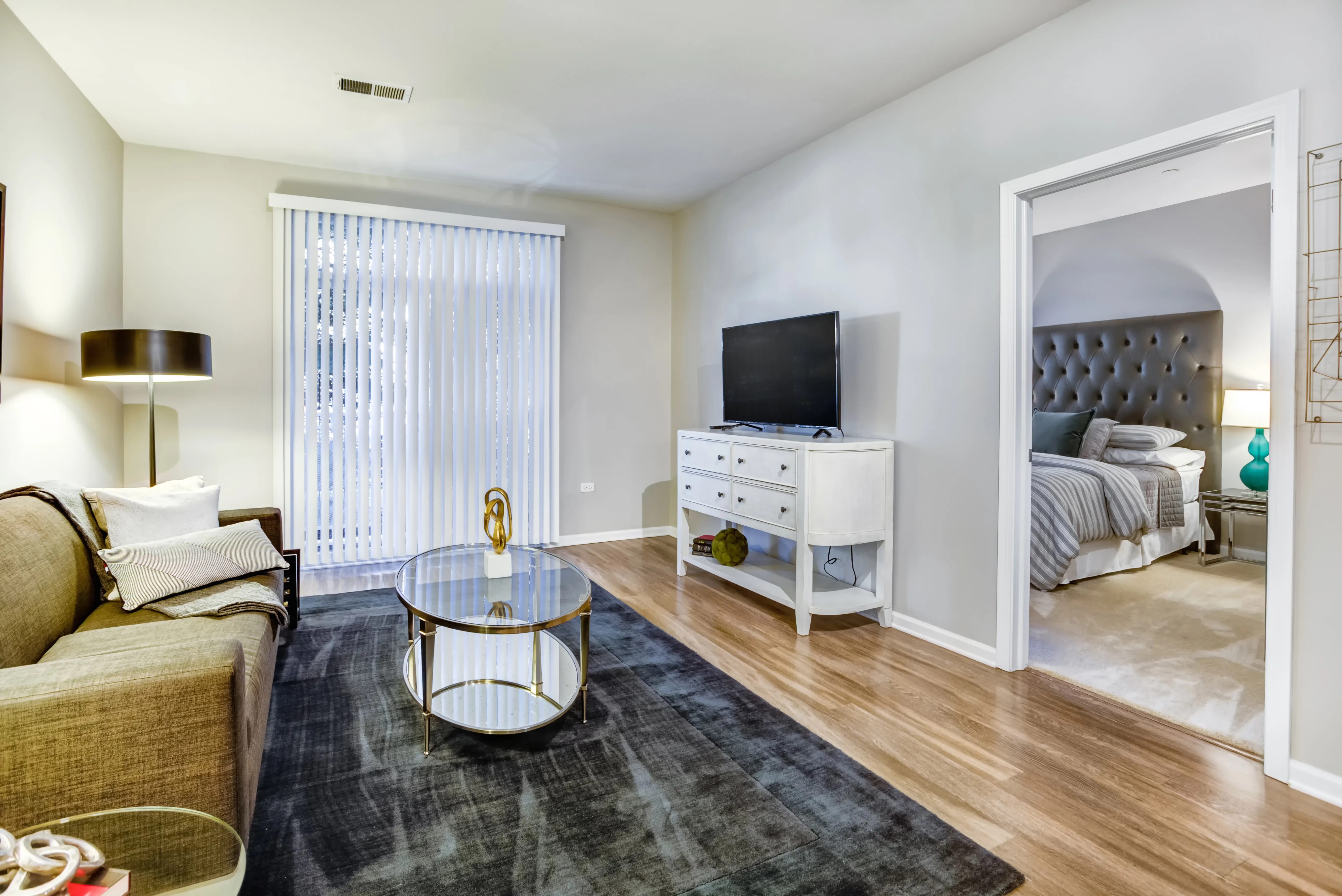 living area at Reserve at Evanston Apartments