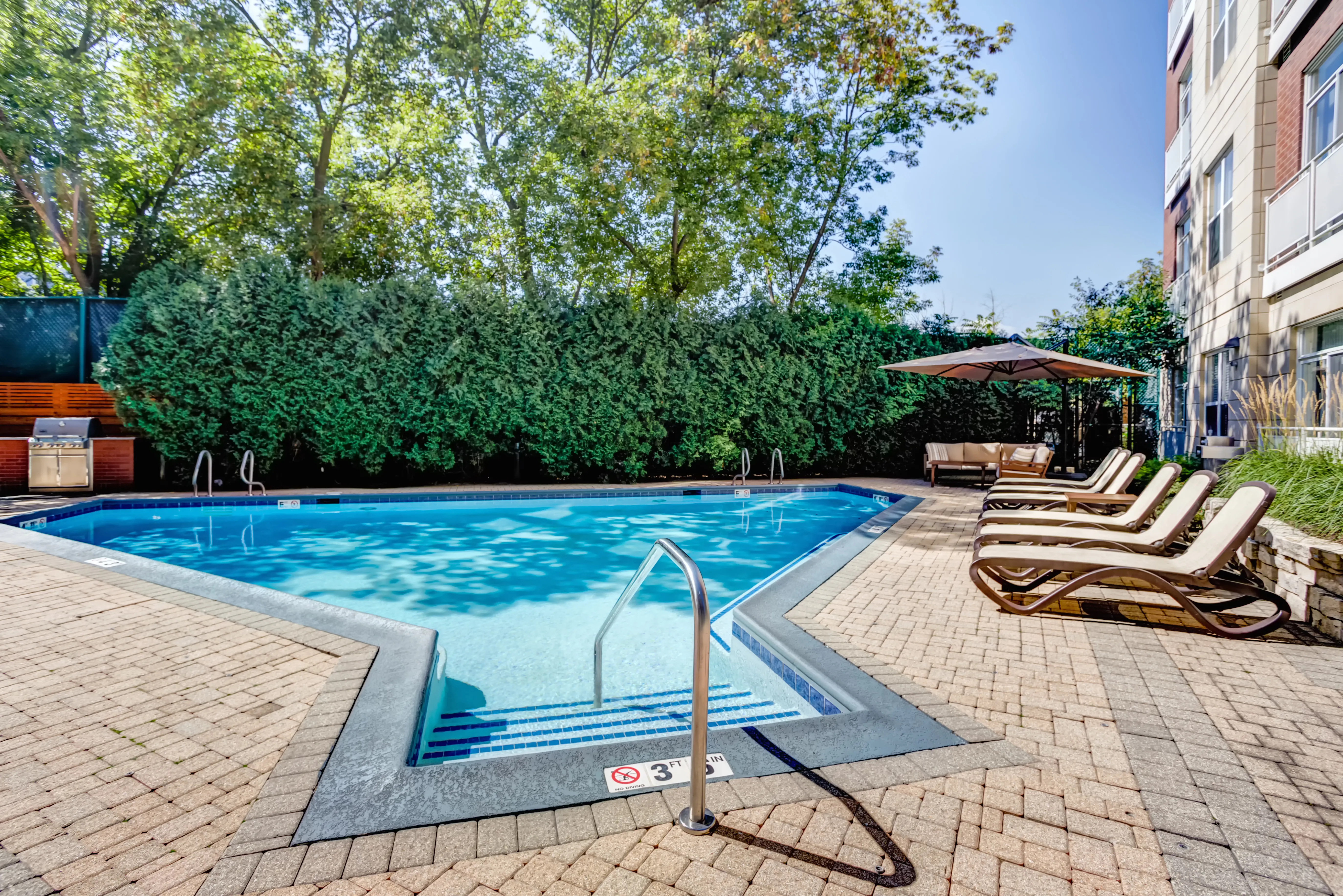 outdoor pool at Reserve at Evanston Apartments