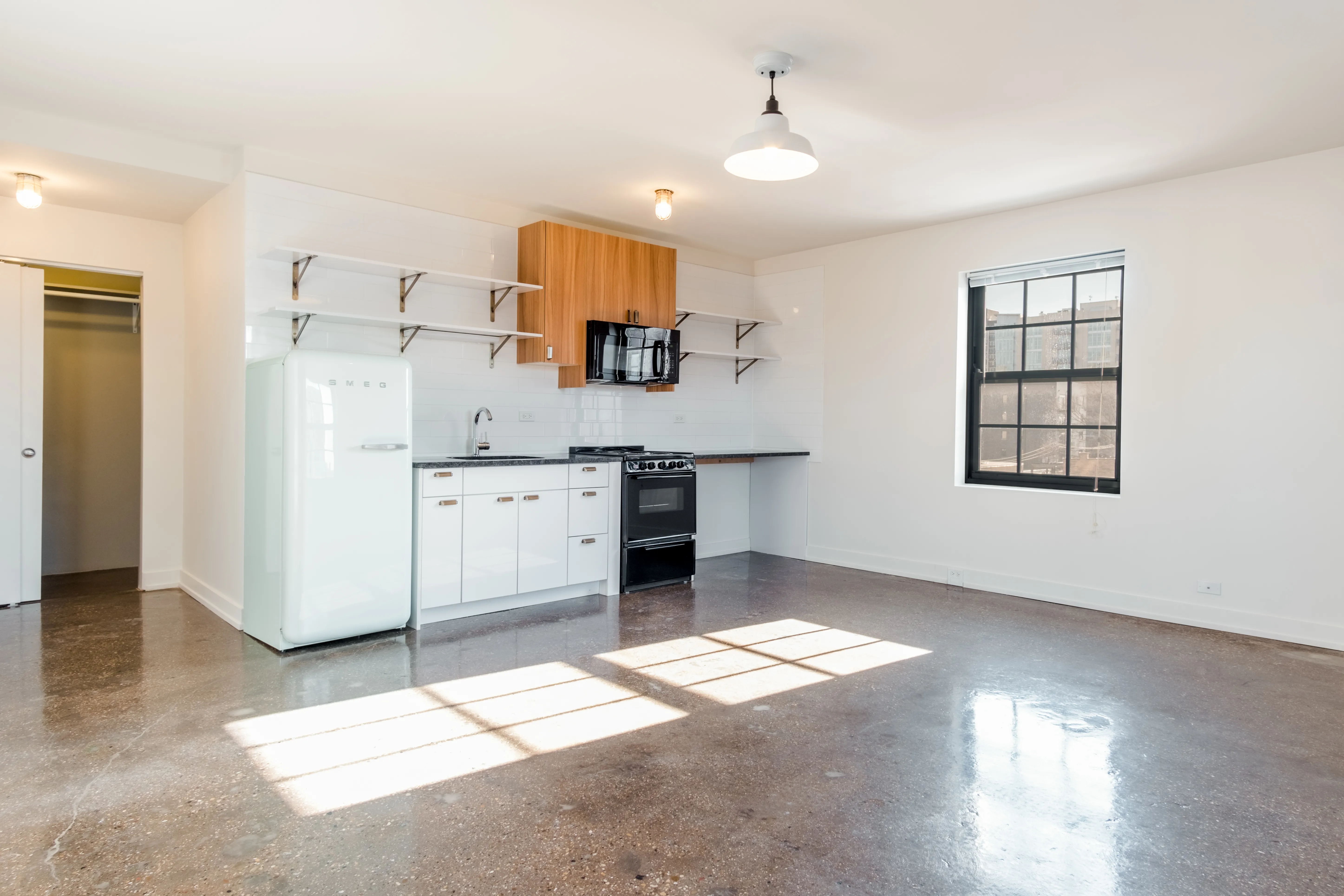 open concept floor plan in Uptown apartment for rent at Lawrence House