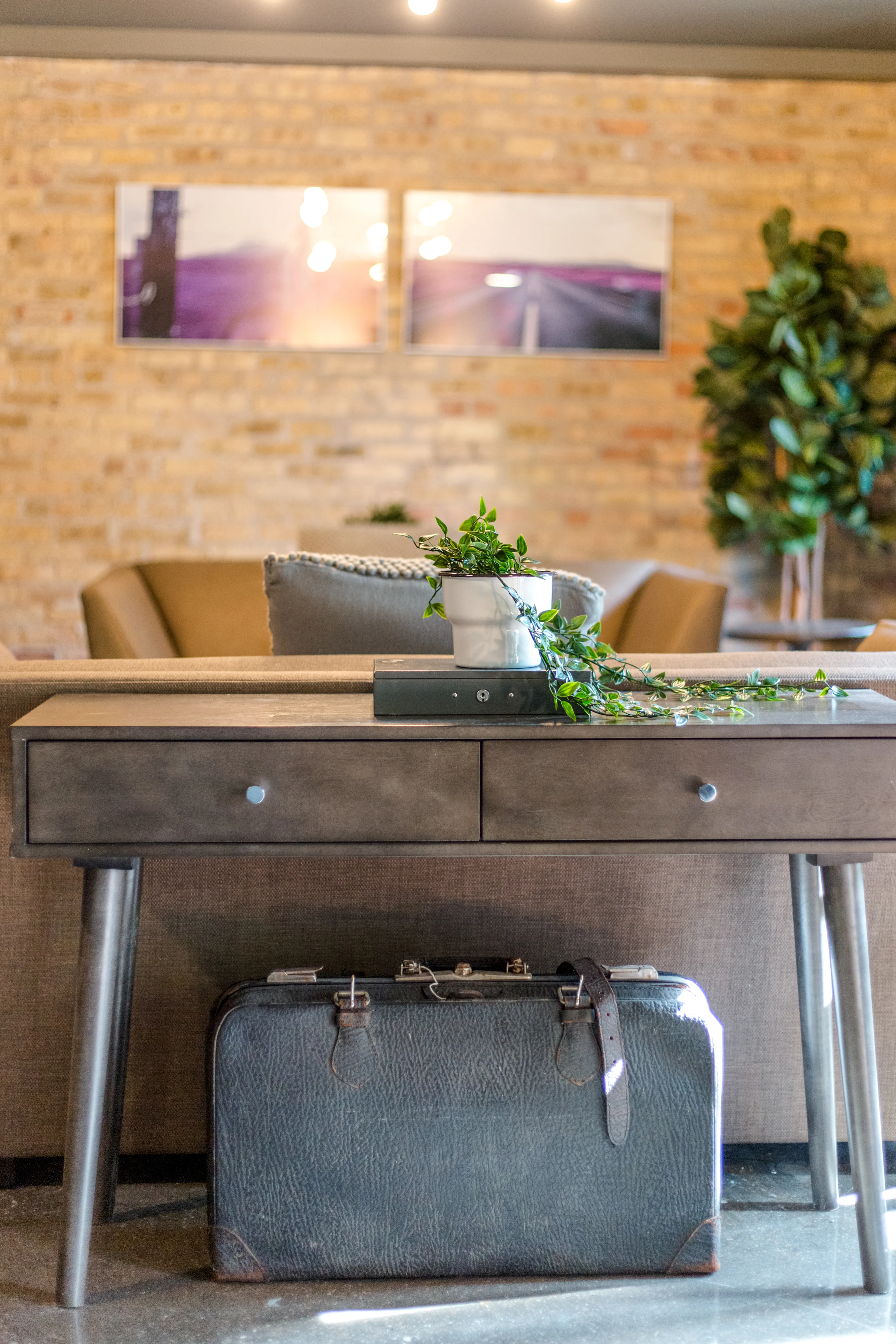 the Windale Apartments