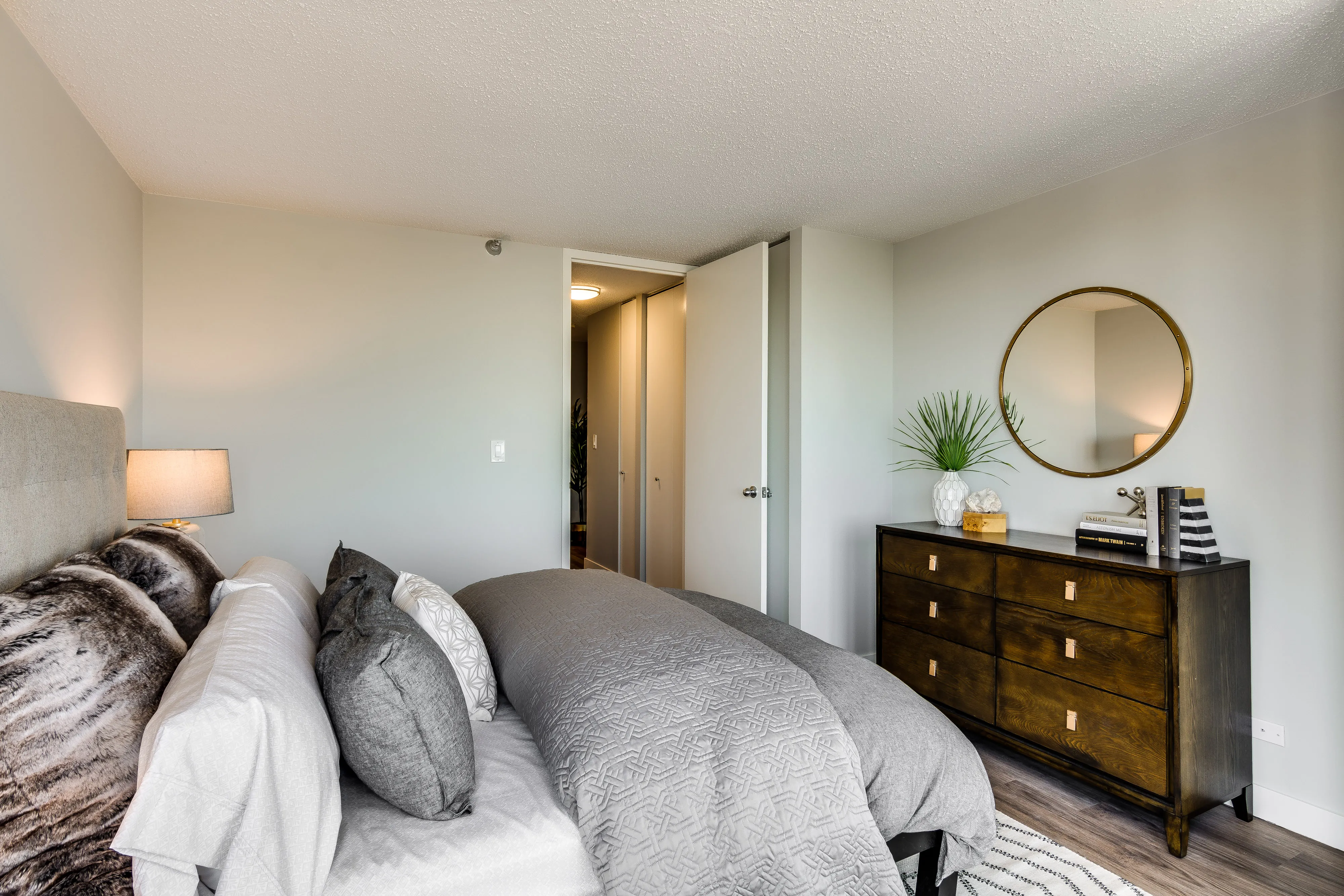 one bedroom model unit at Eugenie Terrace on the Park Apartments