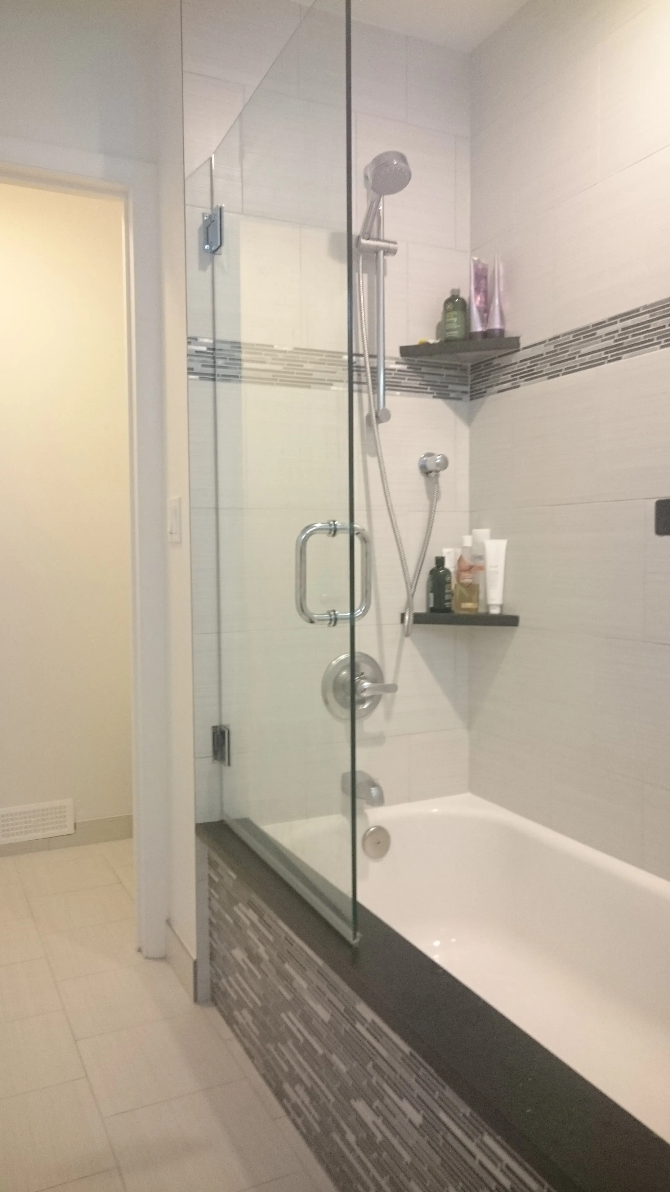 3025 N GREENVIEW AVE 60657-Chicago-IL