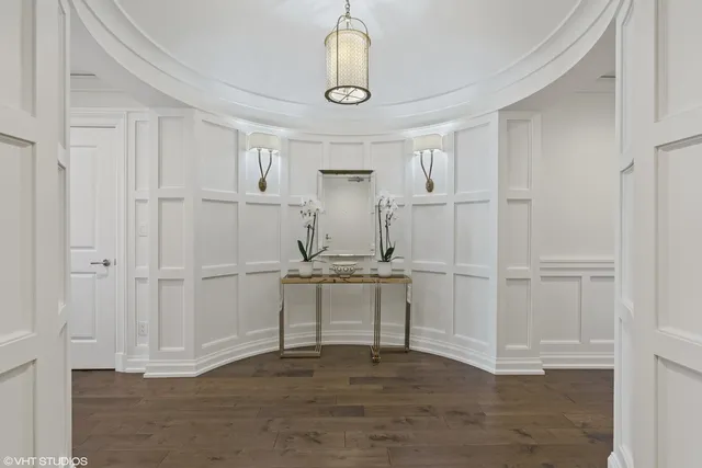 Waldorf Astoria Apartments