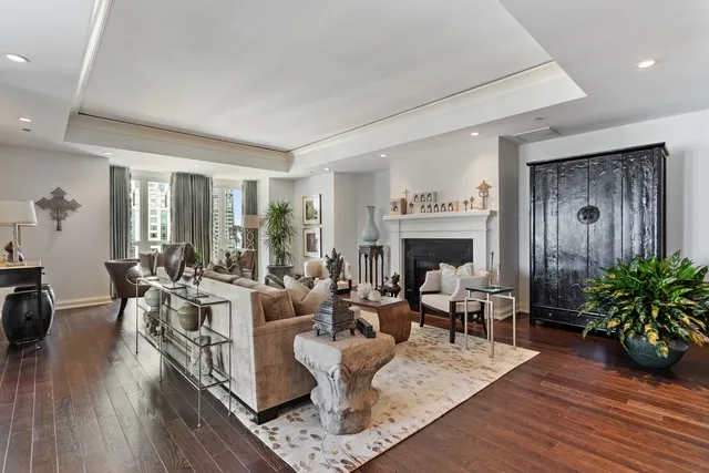 Waldorf Astoria Apartments