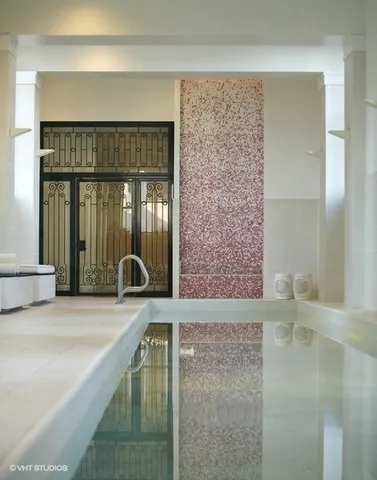 Waldorf Astoria Apartments