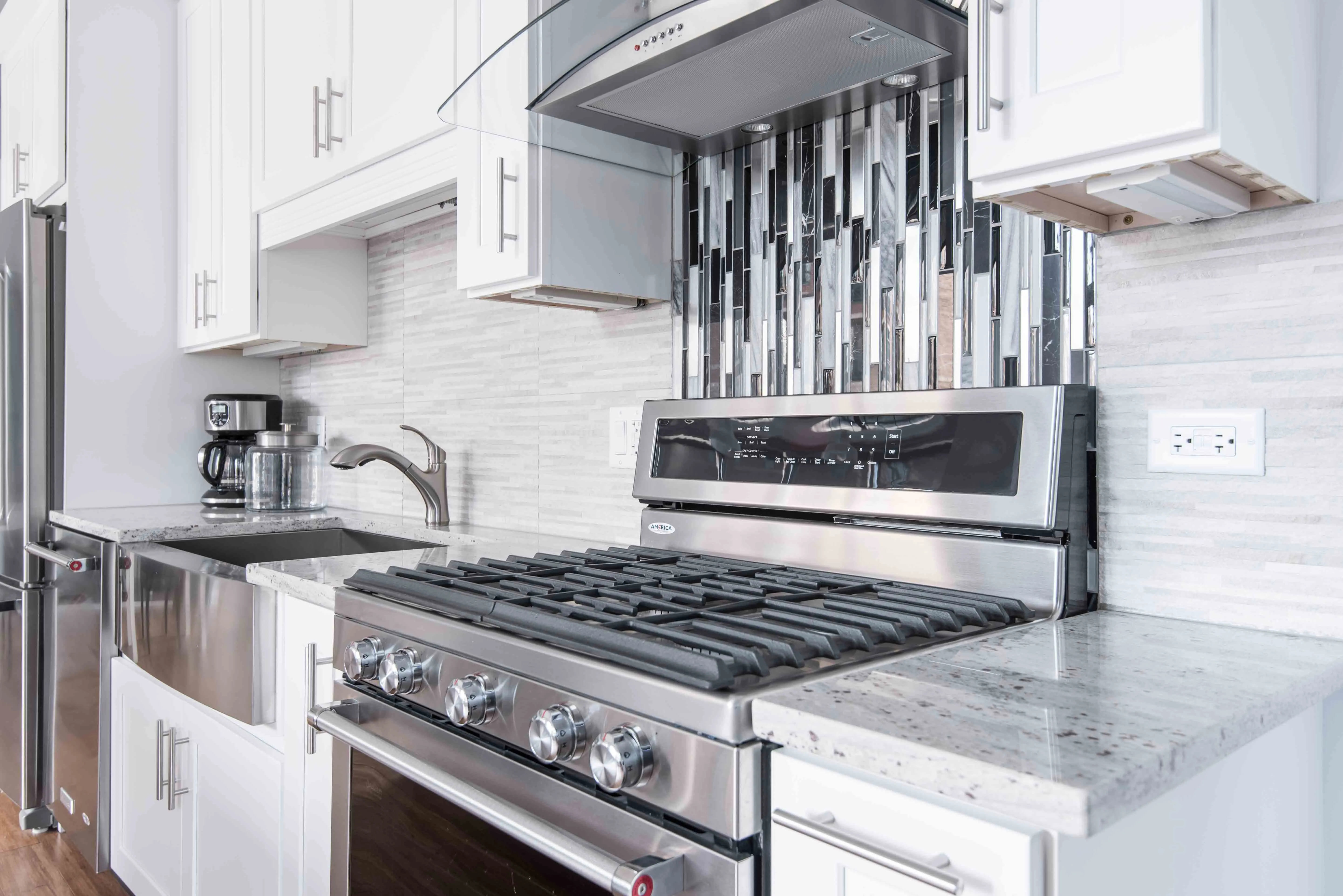 model kitchen at Wells Place Apartments in Chicago