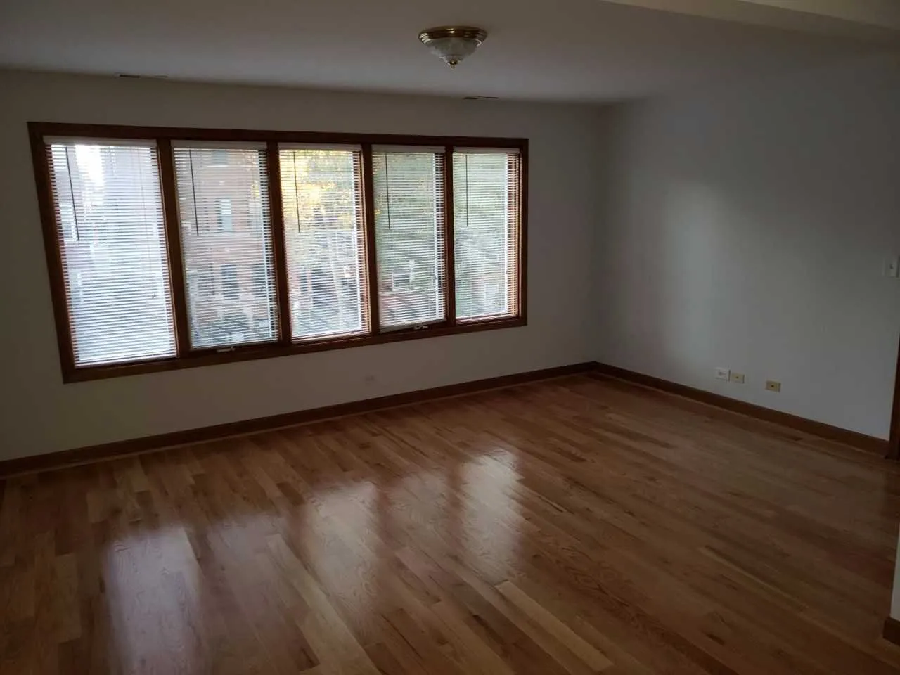 2550 W WINNEMAC AVE 60625-unit#2-Chicago-IL