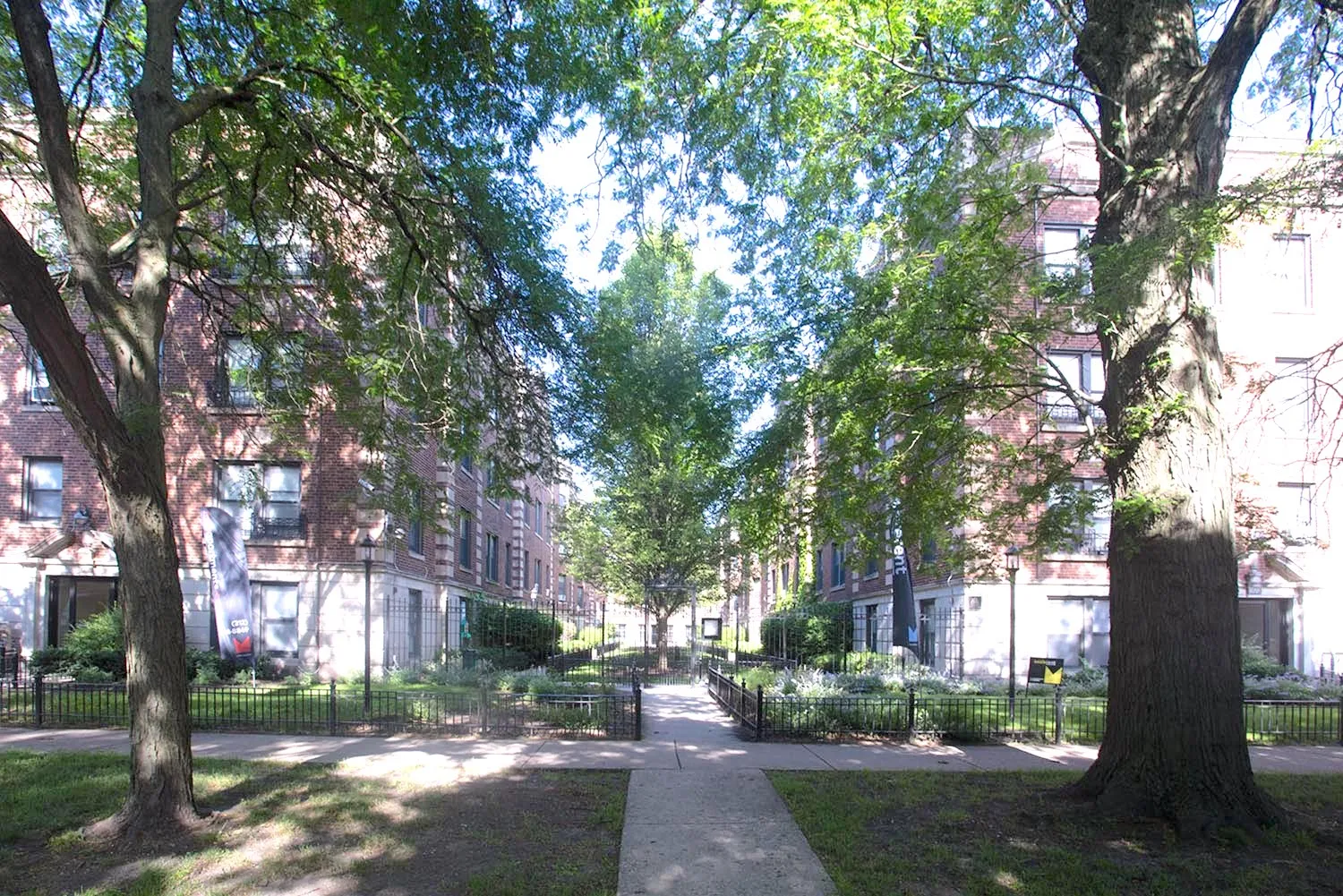 Woodlawn Terrace Apartments