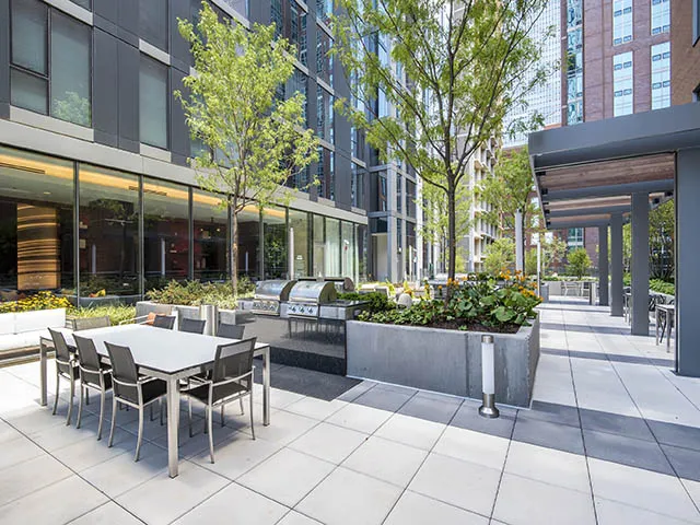 State & Chestnut Apartments