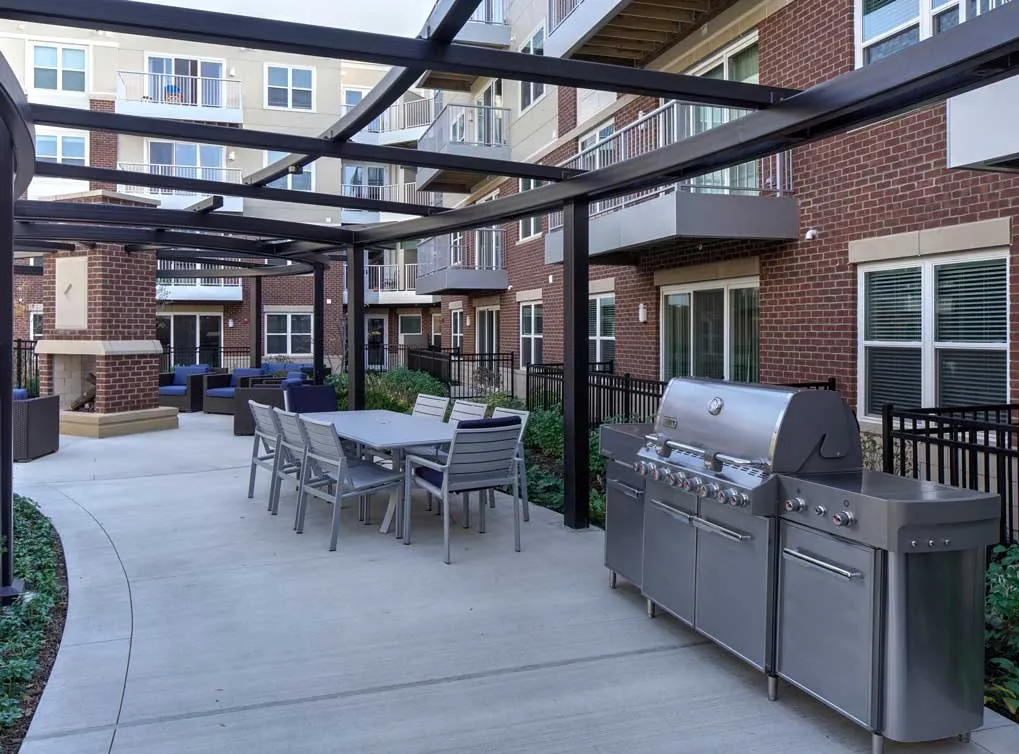 AMLI Deerfield Apartments