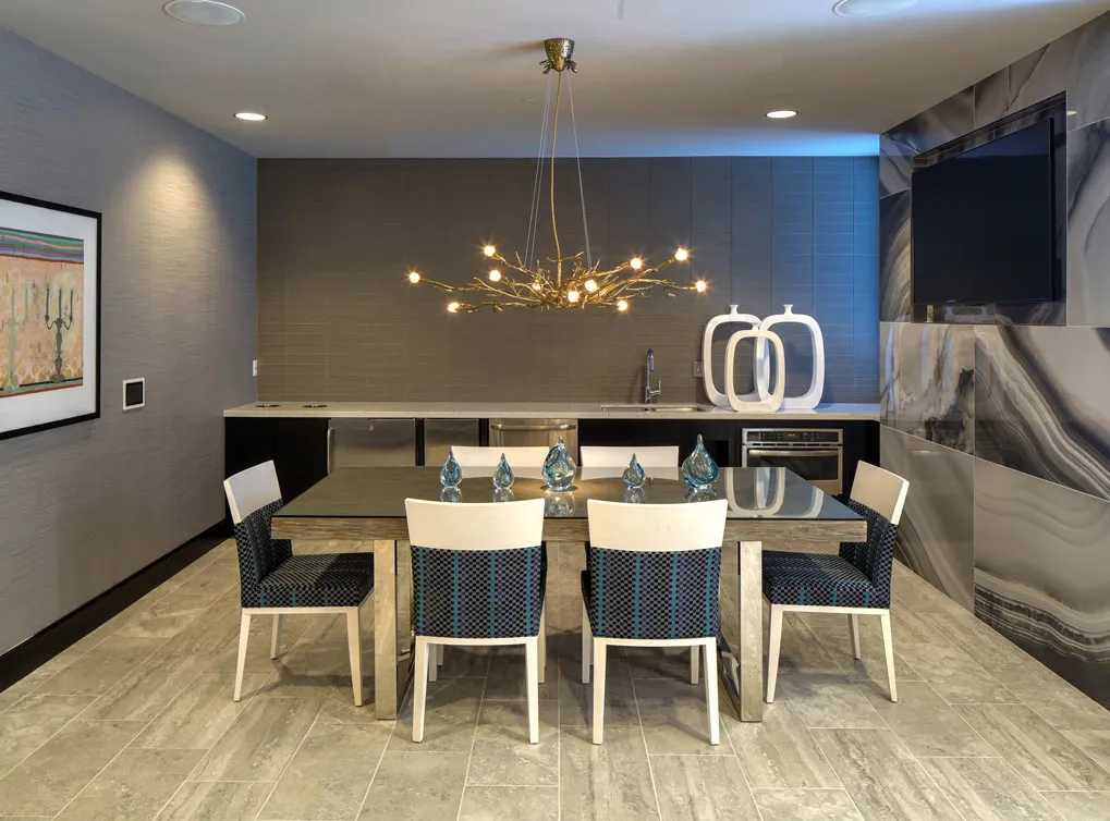 AMLI Deerfield Apartments