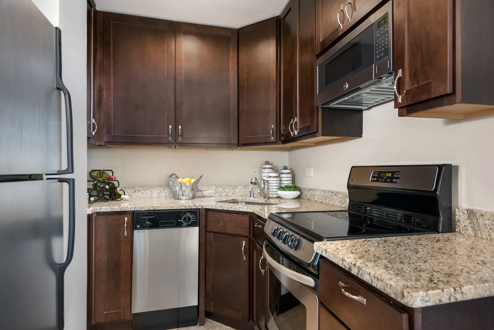 The Belden Stratford Apartments