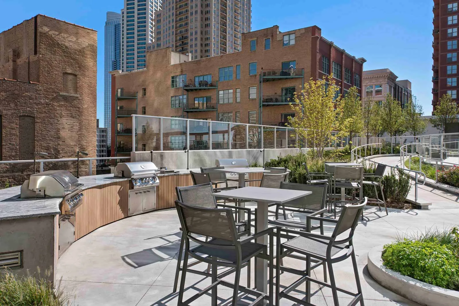 luxury kicthen and island at 1001 South State Apartments in the South Loop
