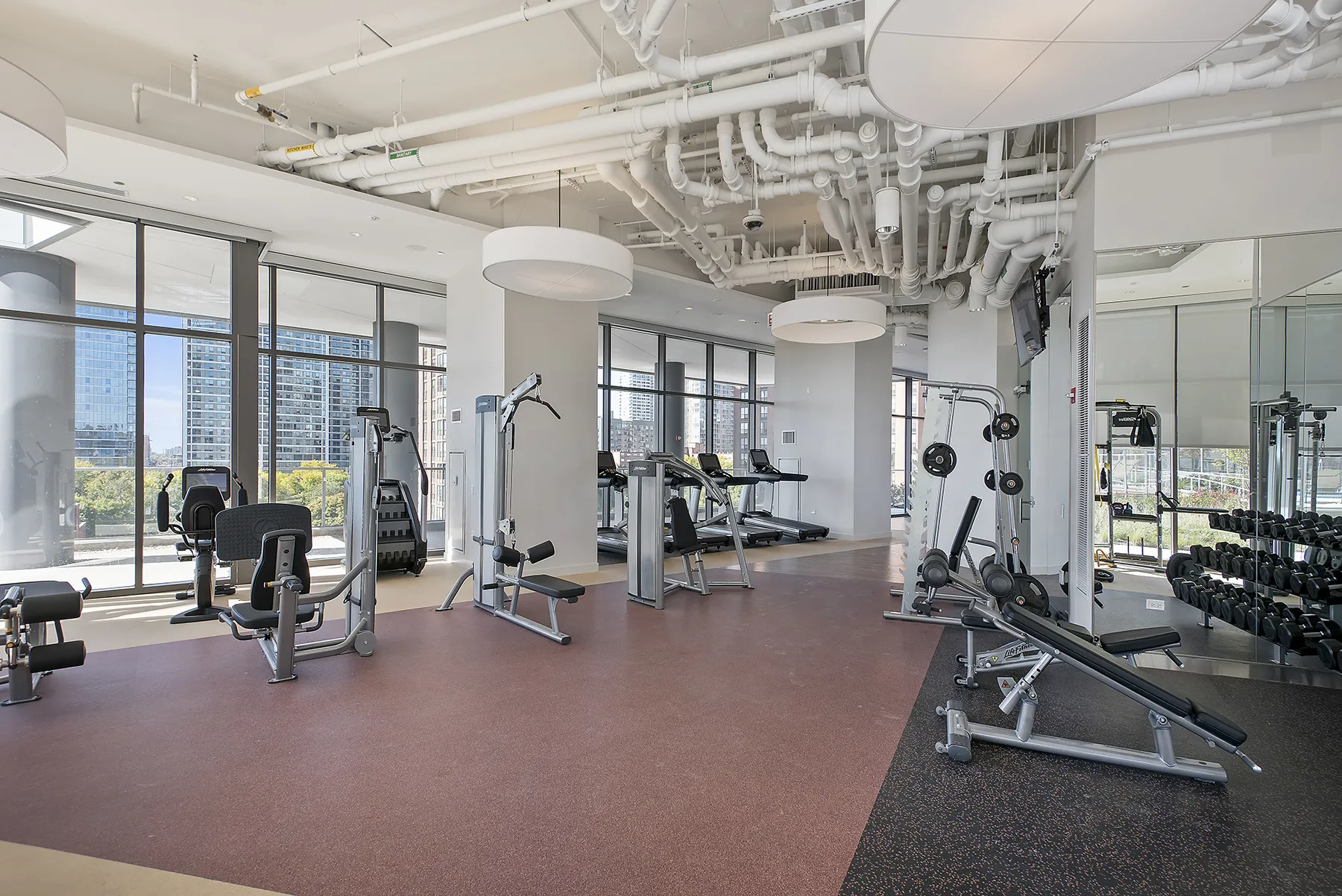 luxury kicthen and island at 1001 South State Apartments in the South Loop