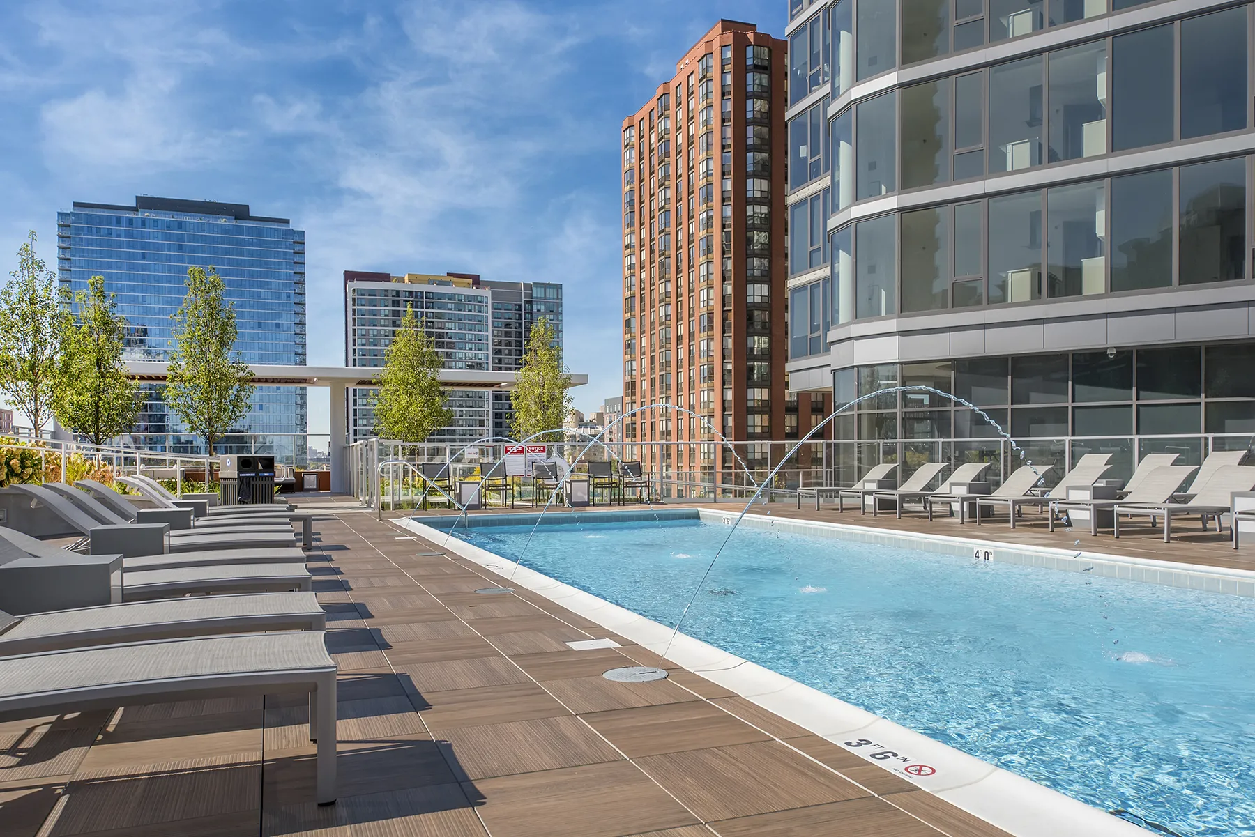 luxury kicthen and island at 1001 South State Apartments in the South Loop