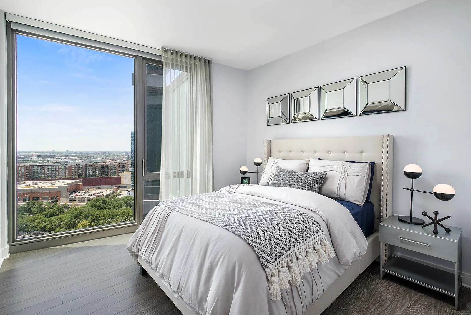 luxury kicthen and island at 1001 South State Apartments in the South Loop