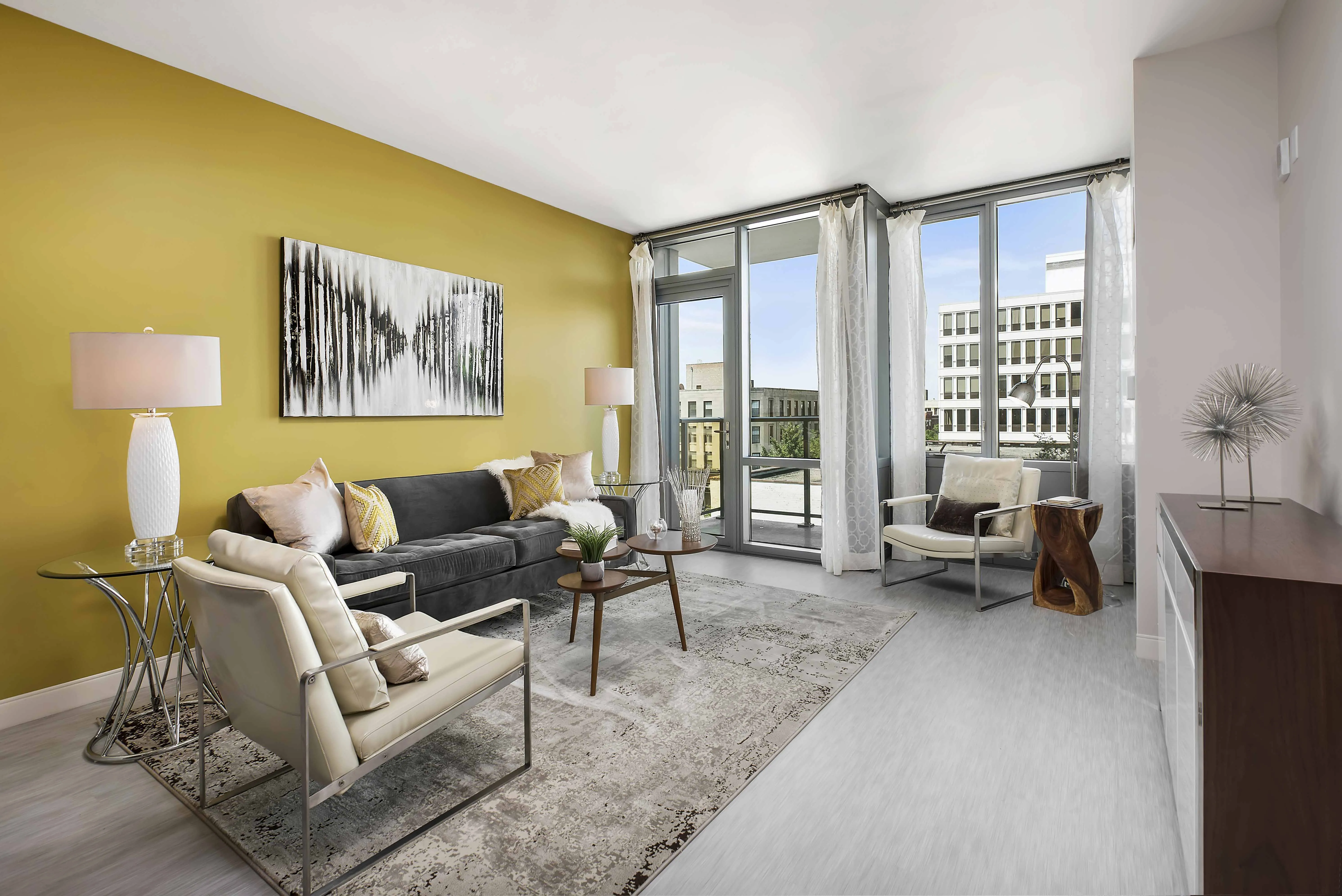 Vantage Oak Park Apartments