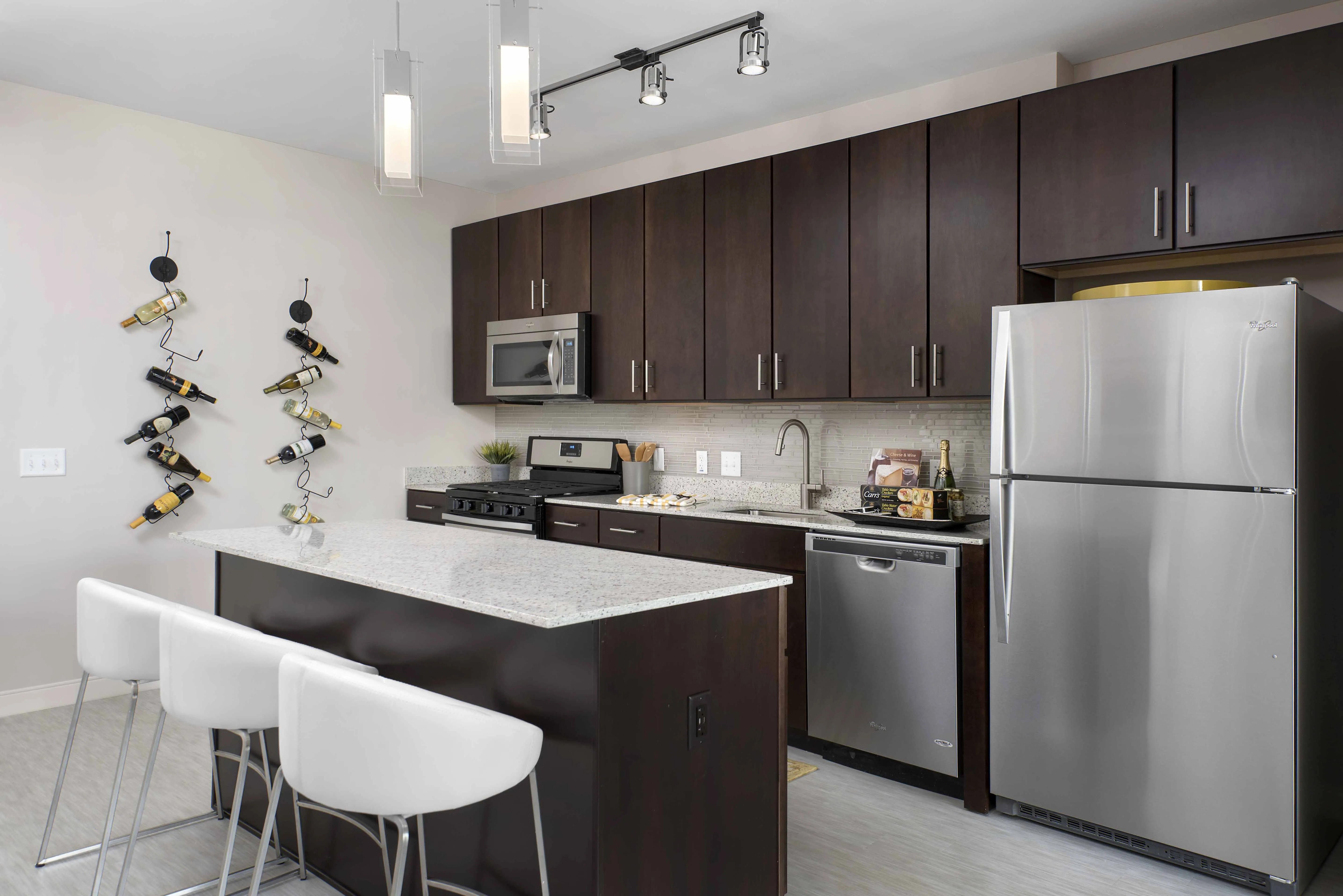 Vantage Oak Park Apartments