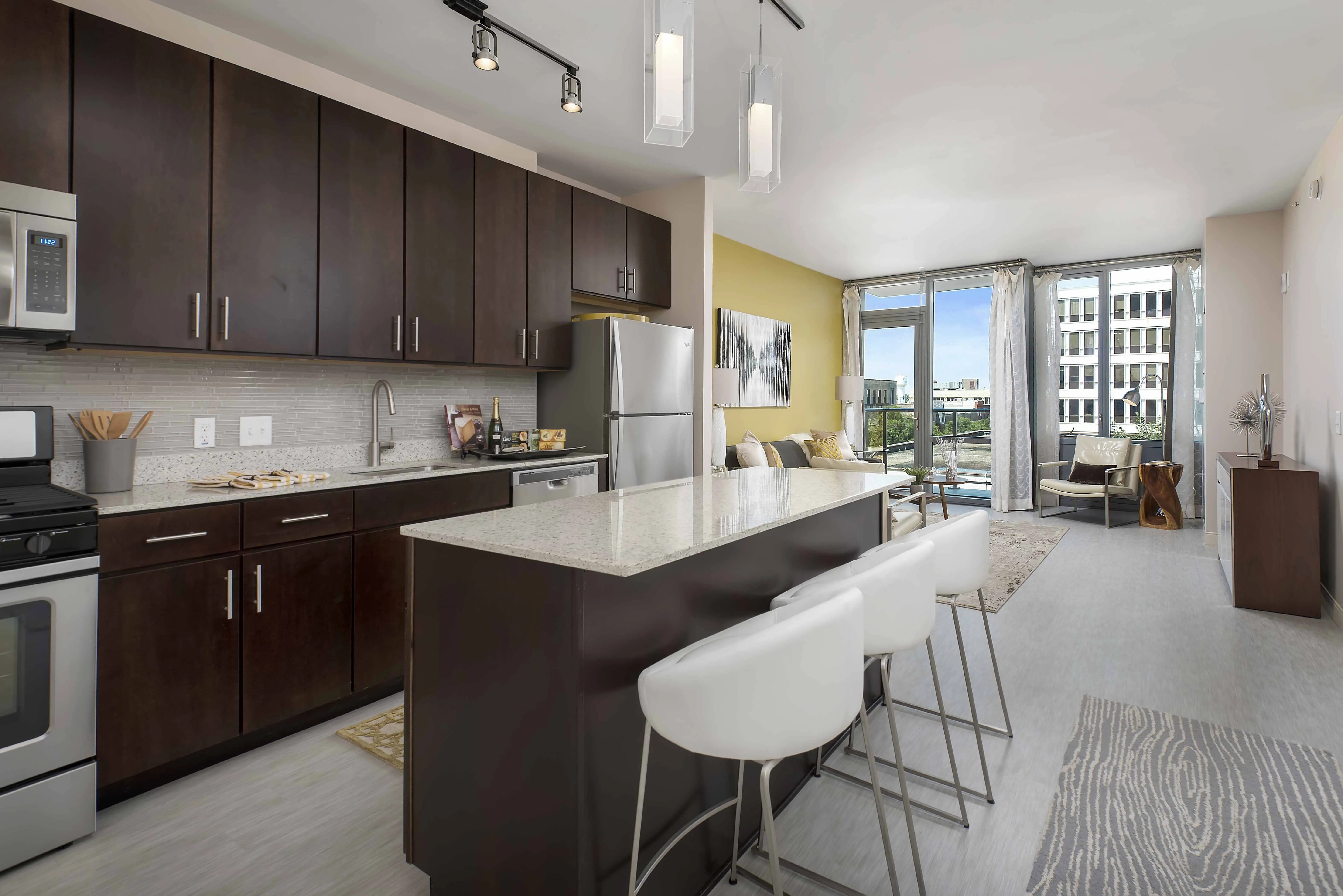 Vantage Oak Park Apartments