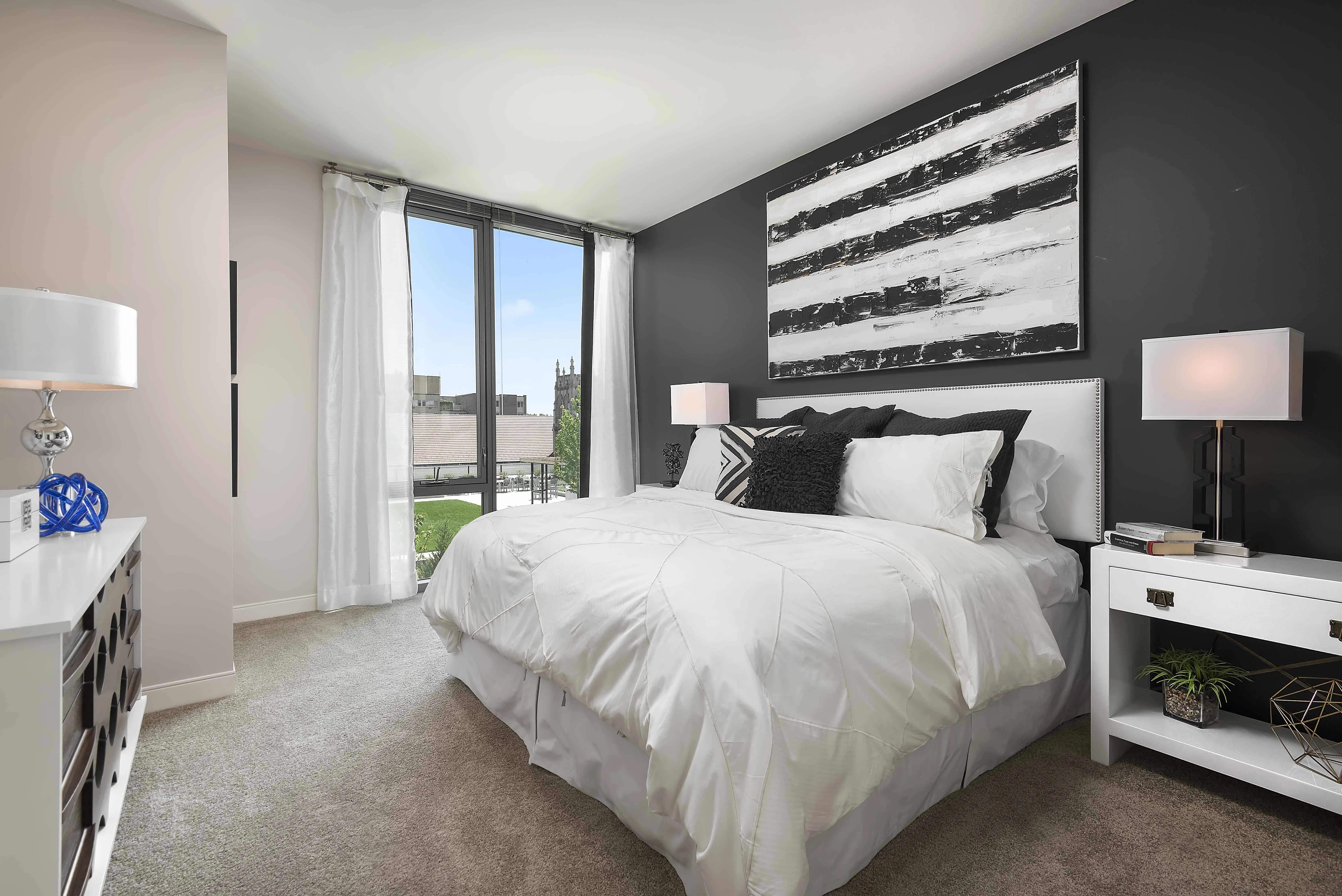 Vantage Oak Park Apartments