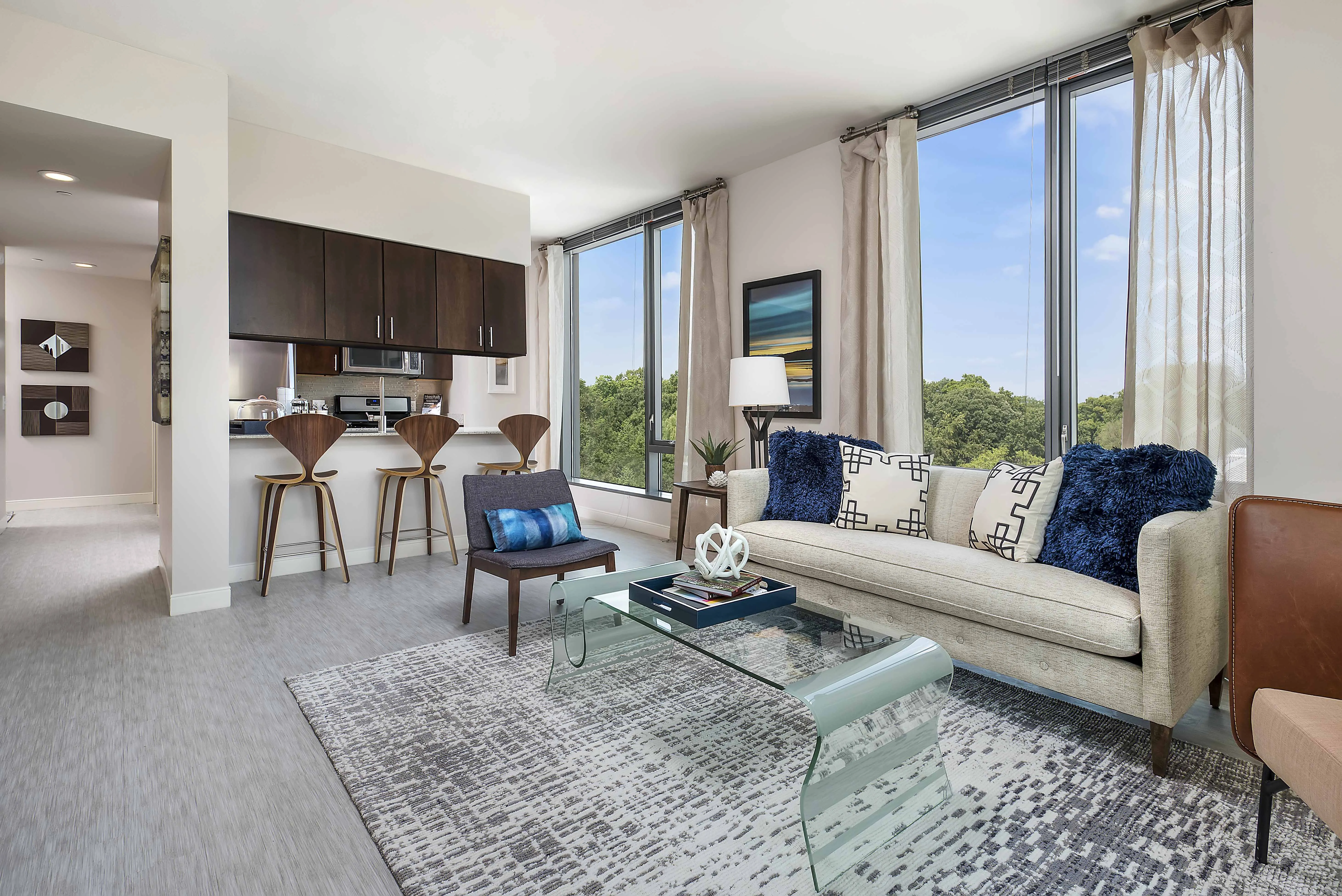 Vantage Oak Park Apartments