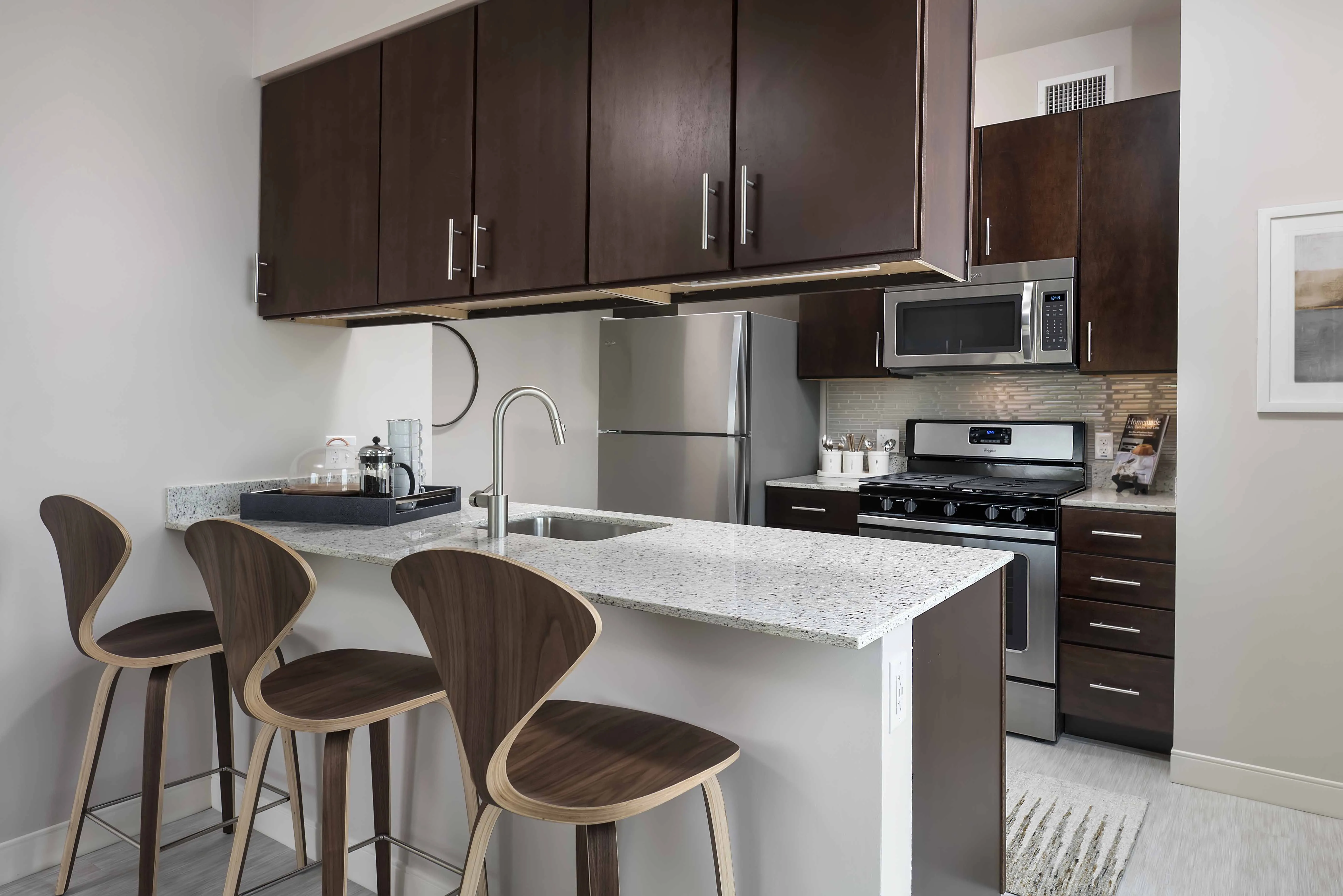 Vantage Oak Park Apartments