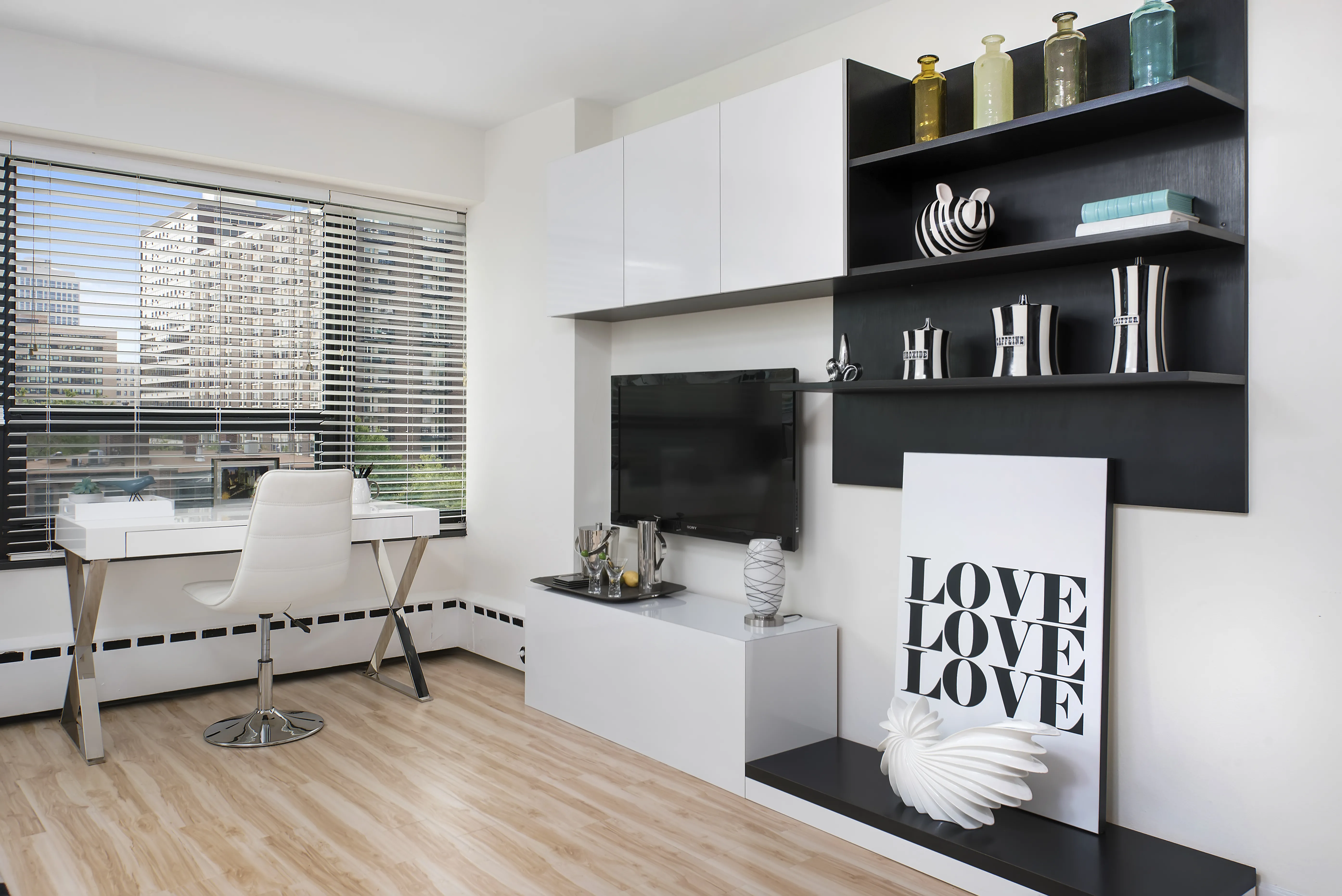 3130 North Lake Shore Drive, Two Bedroom Bedroom