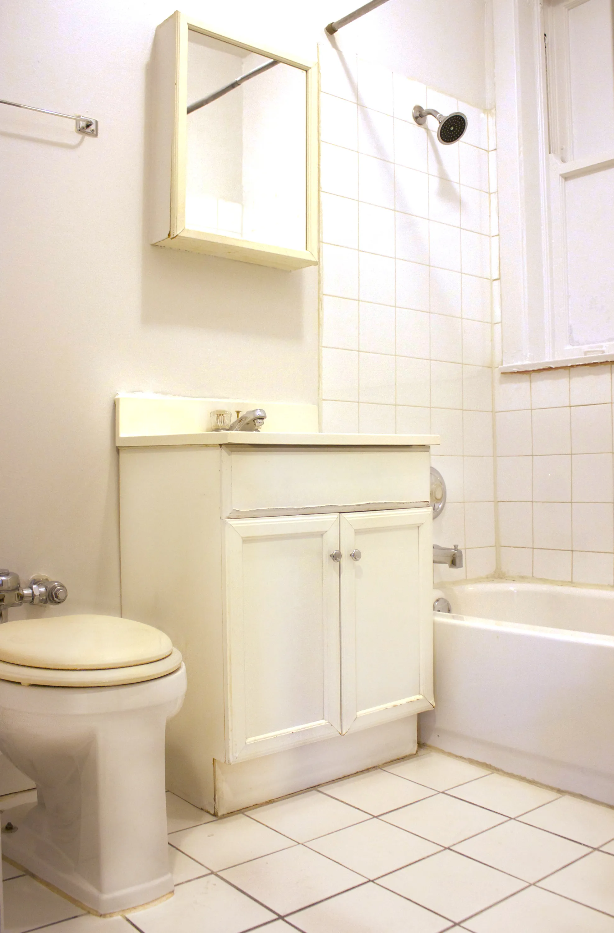 7735 N SHERIDAN RD 60626-7735 Sheridan-Chicago-IL