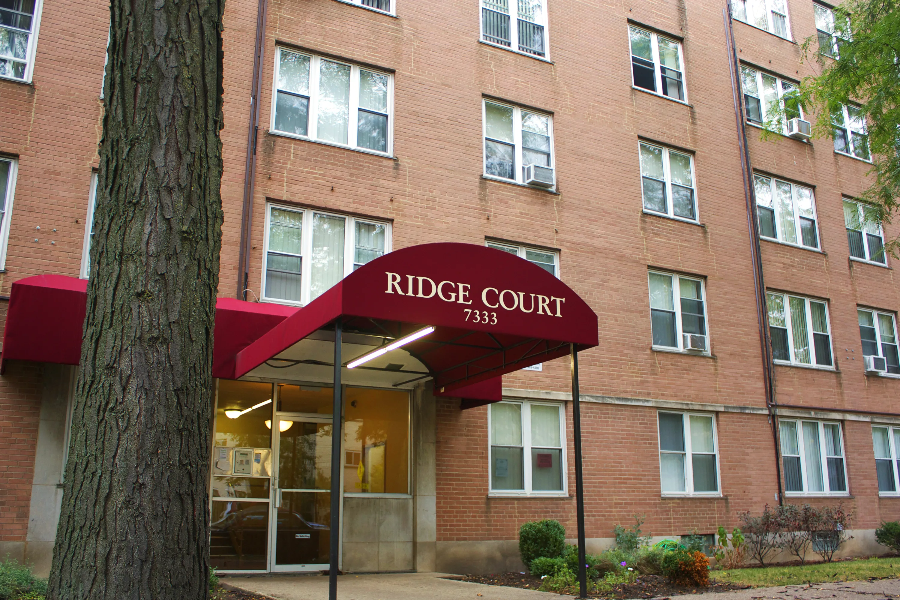 7333 Ridge Apartments
