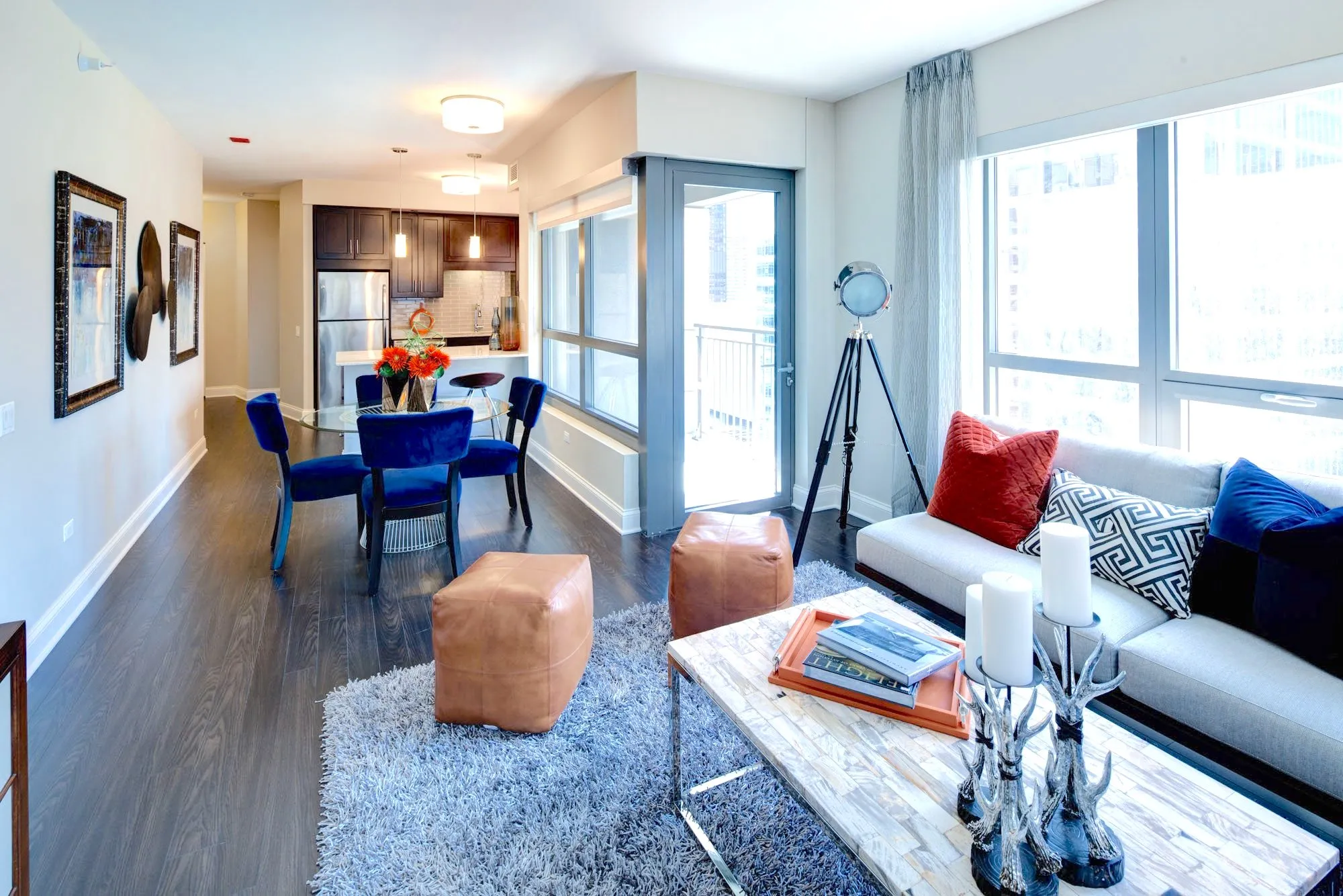 AMLI River North Apartments in Chicago