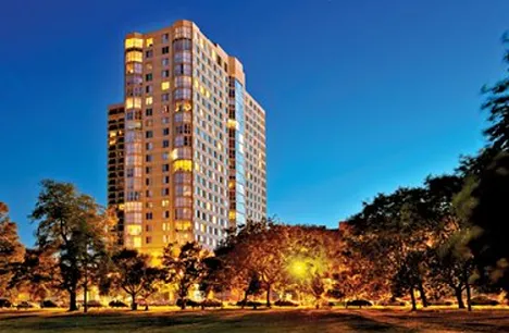 Hyde Park Tower Apartments